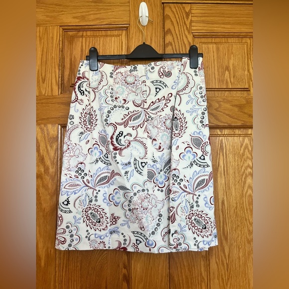 Ann Taylor Factory - Multicolor Floral Patterned Skirt - Picture 5 of 5